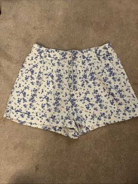 High-Rise White Shorts with Blue Floral Print